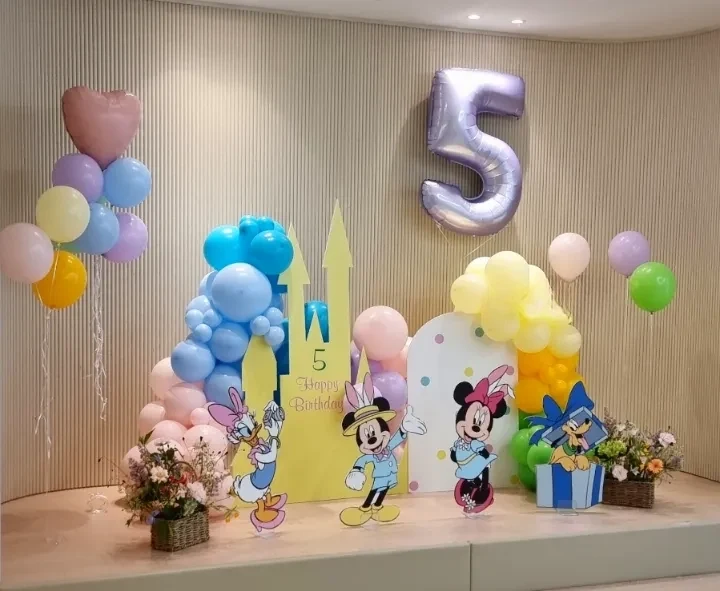 Event balloon photo zone Case 165