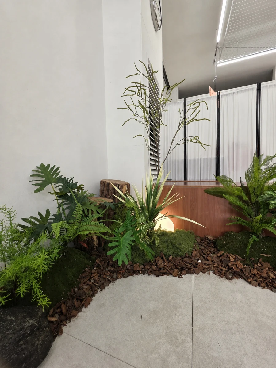 Bucheon Commercial Green Planterior