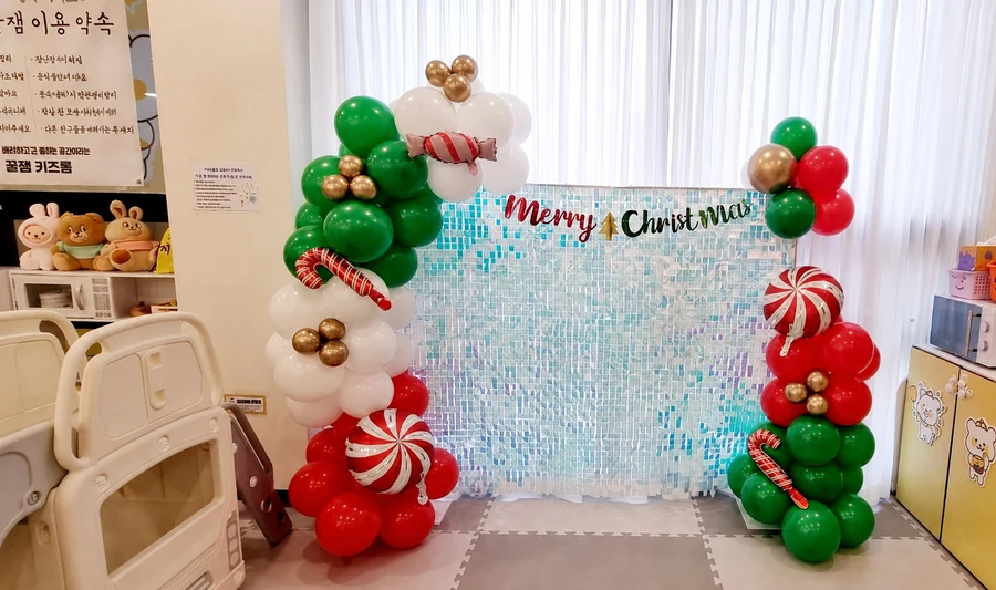 Event balloon photo zone Case 172