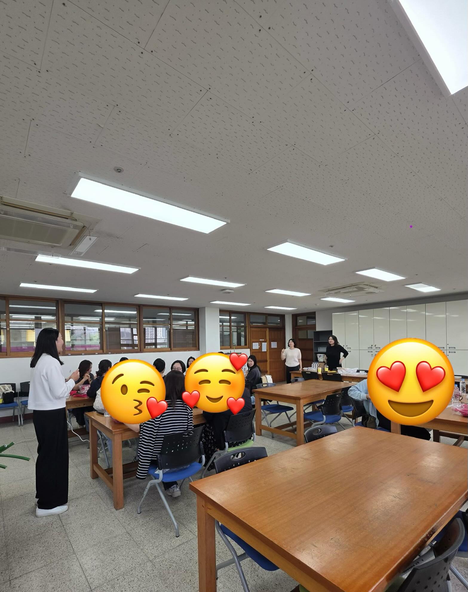 루아아뜰리에블룸 인스타그램 - 자이언트플라워 카네이션 원데이 클래스